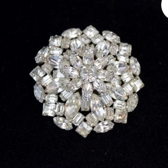 Vintage JOSEPH WARNER Signed Dome Clear Rhinestone 1960s Brooch - Picture 1 of 12